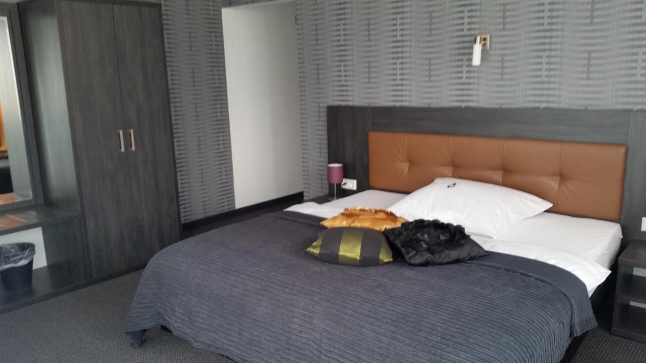 Appart-Hotel, Einsteinstrasse Herzogenaurach Exterior foto